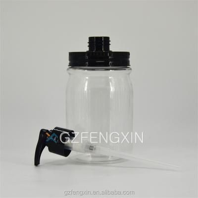 China 500ml Cosmetic Clear Plastic Jar With Aluminum Cap / Luxury Empty Bottle For Conditioner for sale