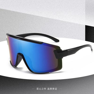 China 2021 High Quality Latest Fashion Men's Sports Sunglasses Women Cycling Sunglasses and Running Sunglasses for sale