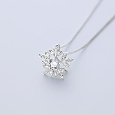 China Lemon TRENDY Wholesale CZ Snowflake Charm Bling Snowflake Pendant Necklace With Diamond Chain Rapper Jewelry For Women Men for sale