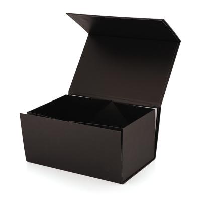 China Recycled Materials Shoes Packing Magnetic Folding Gift Box Logo Shoe Clothes Box Packaging Custom Foldable Collapsible for sale