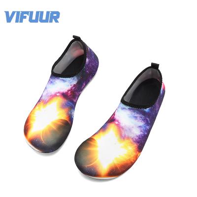 China Fashion Trend High Elasticity Water Shoes Genuine Leather Kids Aqua Barefoot Water Skin Shoes Aqua Sock for sale