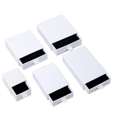 China Recyclable Eco Friendly Drawer Sliding Drawer Packaging Gift Box for sale