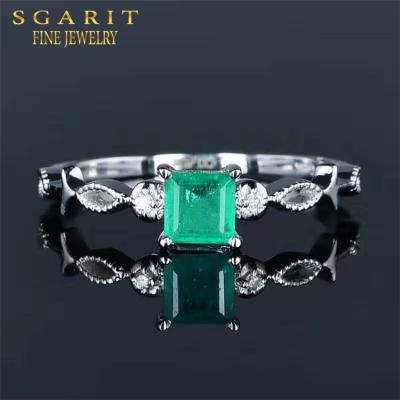 China SGARIT Ring 18k White Gold High Quality Green FASHIONABLE Jewelry 0.45ct Natural Green Gemstone Engagement Women Ring for sale