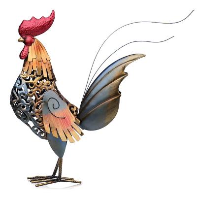 China Modern Creative Iron Rooster Shaped Home Decorations Ornaments Modern Decor for sale