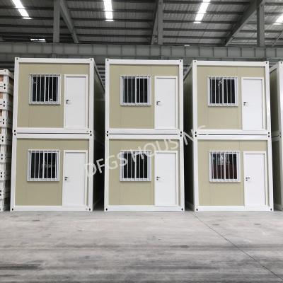 China Easily Quickly Install DFGS Housing Disaster Area Use Fast Packing Duplex Prefab Houses Modern Hurricane Proof Prefab House for sale