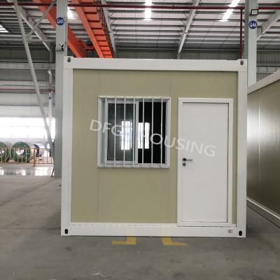 China Quickly Assemble DFGS Housing Low Price Hurricane Fire Proof Quick Built Apartment Packing Prefab Outdoor Expandable House Prefab Kit Houses for sale