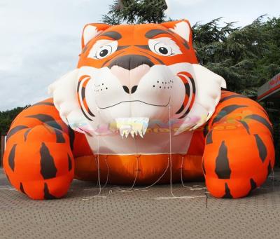 China Outdoor Entertainment Explosion Mascot Cartoon Balloon For Roof Decoration Inflatable Tiger Building Head Model for sale