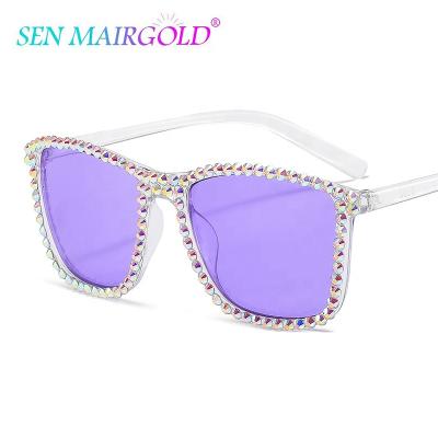 China Mujer fashionable de gafas de sol sunglasses PC diamond frame anti rhinestone UV400 clear luxury women sunglasses for sale