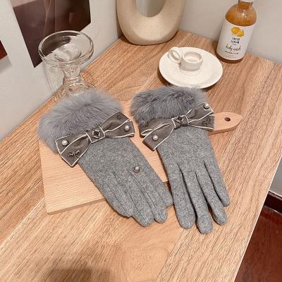 China Comfortable Carry On Gray Color Rabbit Fur Women's Warm Black Winter Drive Korean Dot Finger Golves Wool For Girls for sale