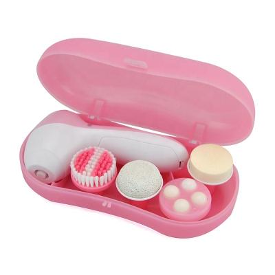 China Portable DEEP CLEANING 4 in 1 Battery Operated Facial Exfoliator Cleansing Electric Spin Massager Brush for sale