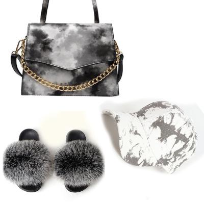 China Real Fox Fur Slides And Anti-skid Baseball Hat Clips Women's Shoes Designer Colorful Hairy Hat And Fashion Slippers Matching With Bags for sale