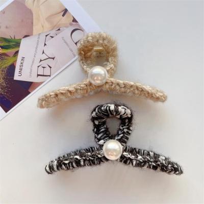 China Hair Claw Clips Korean Style Imitation Pearl Woolen Knitted Grab Clip Big Head Multi Hair Accessories Fashion New Hair Grab Back Hair Quantity for sale