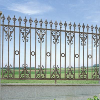 China Easily Assembled Retractable Fence Designs , Decorative Wrought Iron Garden House Fence for sale