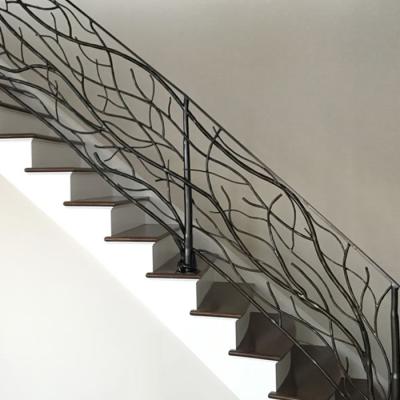 China Easily Assembled / Eco Friendly / Rot Resistant / Waterproof Hot Selling Decorative Iron Stair Panels , Wrought Iron Railings Metal Fencing Exterior Stairs for sale