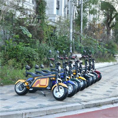 China YIDE Unisex Cool Electric Scooter / 300W Electric Moped / 2 Wheel Electric Scooter for sale