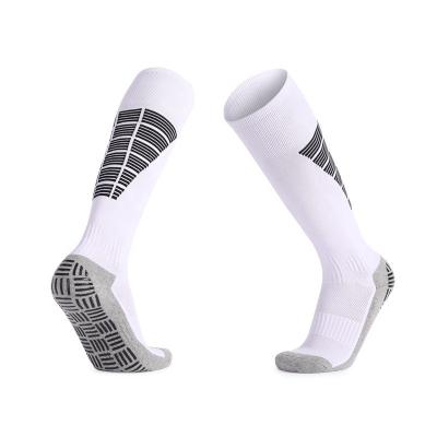 China Factory Direct Selling High Knee Long Grip Anti Slip Towel QUICK DRY Football Soccer Bottom Socks for sale