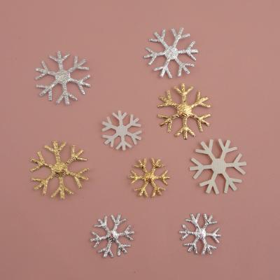 China Christmas Decorations 500pcs/Bag 2.3cm Mini Cute Snowflake Patch Nonwoven Felt Snowflake For Christmas Party And Holiday Decoration for sale