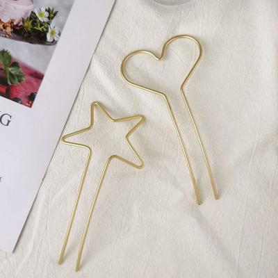 China 5.5 Inch Nickel Free Large Star Metal Hair Clips Gold Filigree Forks For Women 14.0cm Heart Hollow Hair Sticks Long Hair Clips For Bun Head for sale