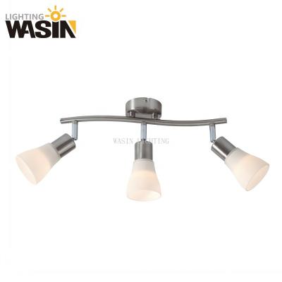 China EUROPEAN China factory direct sales E14 40W LED spotlight with multiple lamp heads for indoor decoration and lighting for sale