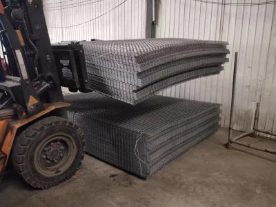 China 3.4mm Wire*15cm Mesh *1.22*2.44 Black Welded Wire Mesh Panel para o Canadá à venda