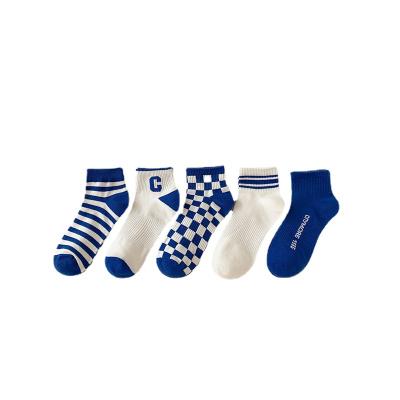 China Fashion Breathable Knitted Ankle Socks Girls Teenagers 33-42 Size Blue Green Athletic Stocks Loose Cotton Socks Colored Streetwear Socks for sale