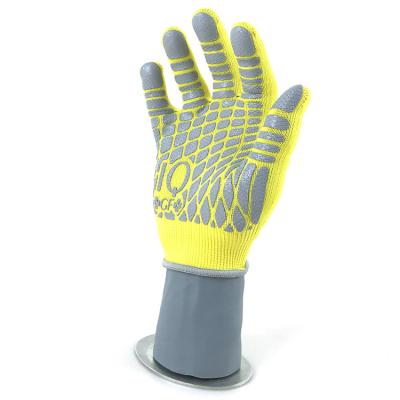 China Hot Selling Anti-Cut QI PVC Non-Slip Colorful Hand Working Gloves Men Works Resistant Winter Cutting Work Glove For Women for sale