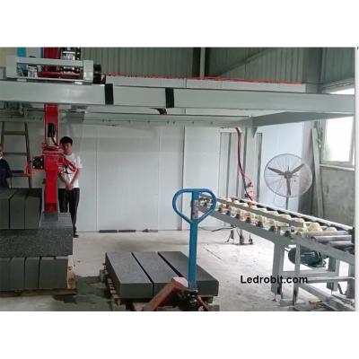 China Fully Automatic Slabs Palletizing Robot Clamp Load Unload Machine 300kg - 3000kg Capacity for sale