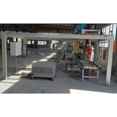 China Automatic Servo Clamp Pallet Handling Loading Unloading Machine With LCD Touch Screen for sale