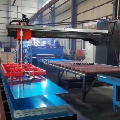 China Palletizer Machine Bottle Making Machine Industrial Pallet Truck For Limestone Loading Unloading for sale