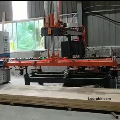 China PLC Controlled Wooden Board Loading Unloading Machine for sale