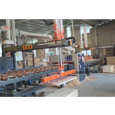 China Automatic Roller Conveyor Wood Board Loading Unloading Equipment for sale