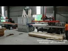 Automatic Wooden Board Loading Machine With Roller Conveyor