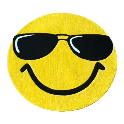 China Non-slip Super Soft Hand Made Carpet Smiley Shape Rug Home Bedroom Decor Tufted Blanket for sale