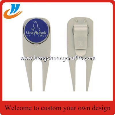 China Golf accessories golf pitchfork and ball marker with custom logo for sale