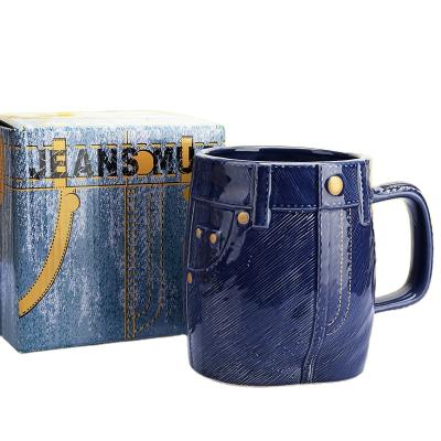 China Creative Cute Viable Gift 950ML Office 3d Beer Jeans Lover Opens Large Ceramic Mug Cup for sale