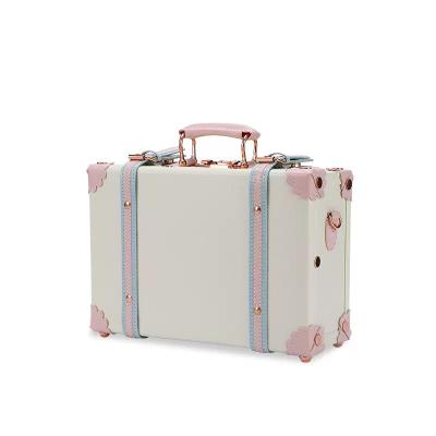 China Factory Wholesale Vintage Large Capacity And Overnight Hand Case Cute Mini Leather Trunk Suitcase Non-wheeled With Shoulder Strap for sale