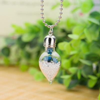 China FASHIONABLE FT-127 Women Shape Handmade Wish Bottle Drop Glass Bulb Jewelry Crystal Preserved Plant Dried Flower Necklace For Girl for sale