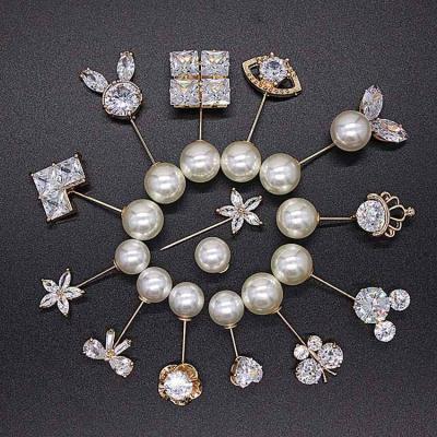 China GB-28 Fashion Fashion Classic Clothes Jewelry Crystal Zircon Pearl Brooch Pin for sale