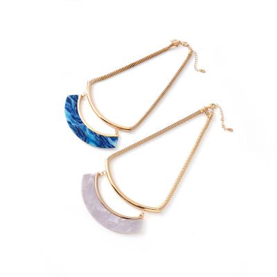 China Mausam FASHIONABLE Hot Sale Gold Plated White Blue Half Moon Shell Casting Snake Chain Necklace Women Accessories Custom Design Statement for sale