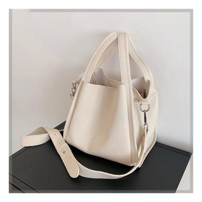 China Second Handbag Mixed Bags Second Handbags Korea Used Cheaper Uesd Clothing for sale