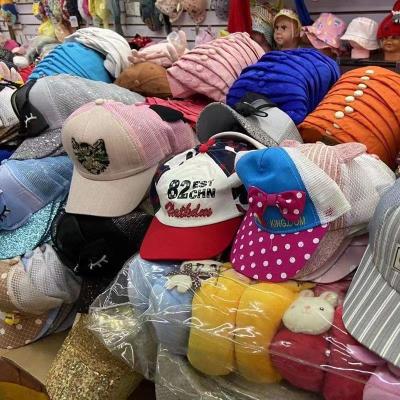 China Wholesale used hat men and women mix hat a category in bales second hand clothes used clothes mix hat for sale for sale