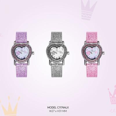 China Water Resistant OEM Kids Alloy Glitter PU Strap Heart Analog Kids Watch For Girls for sale