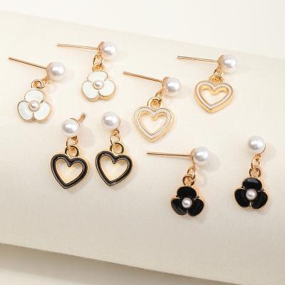 China 4Pair/set Fashion Cute Color Stud Earrings For Kids Gold Heart Earring Gold Filled Pearl Earrings For Girls for sale