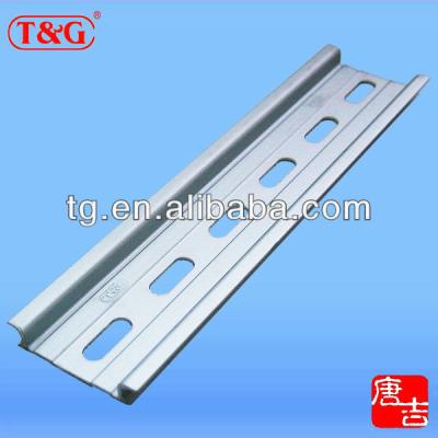 China Aluminum Alloy Rohs Compliant 35 X 7.5 Mm 1 Meter Aluminum Slotted Din Rail for sale