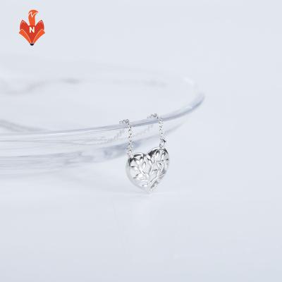 China NH-AJ007A-NE Environmental Friendly Customized Silver Heart Shaped Projection Necklace Elegant Fine 925 Jewelry Necklace For Wholesale for sale