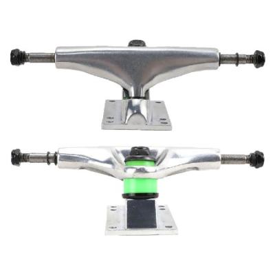 China Adult Skateboard Trucks Skateboard Accessories Aluminum Alloy Skate Trucks for sale