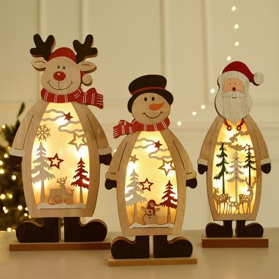 China Christmas Decoration Supplies 2AA Battery Power Light Wooden Christmas LED Desktop Decoration for sale