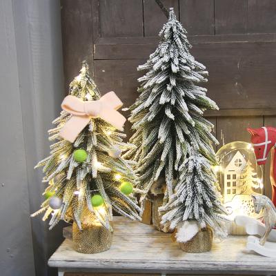 China Hot Sale 20-55cm Wooden Christmas Tree Artificial Mini Christmas Tree Ornaments Different Style and Different Size for sale