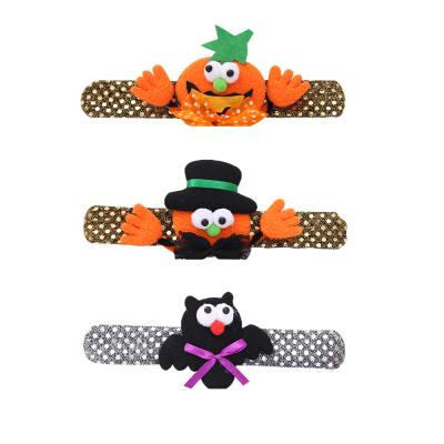 China 2020 New Halloween Decoration Patting Circle Circle Children Toys Hand Wrap Slap Halloween Slap Wristband for sale