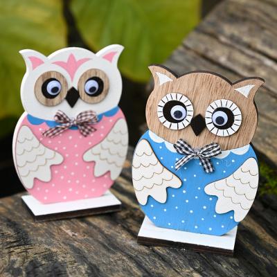 China 2020 New Easter decorations Easter decorations family home owls wooden owl Easter decoration new wooden wooden family decorative gifts for sale